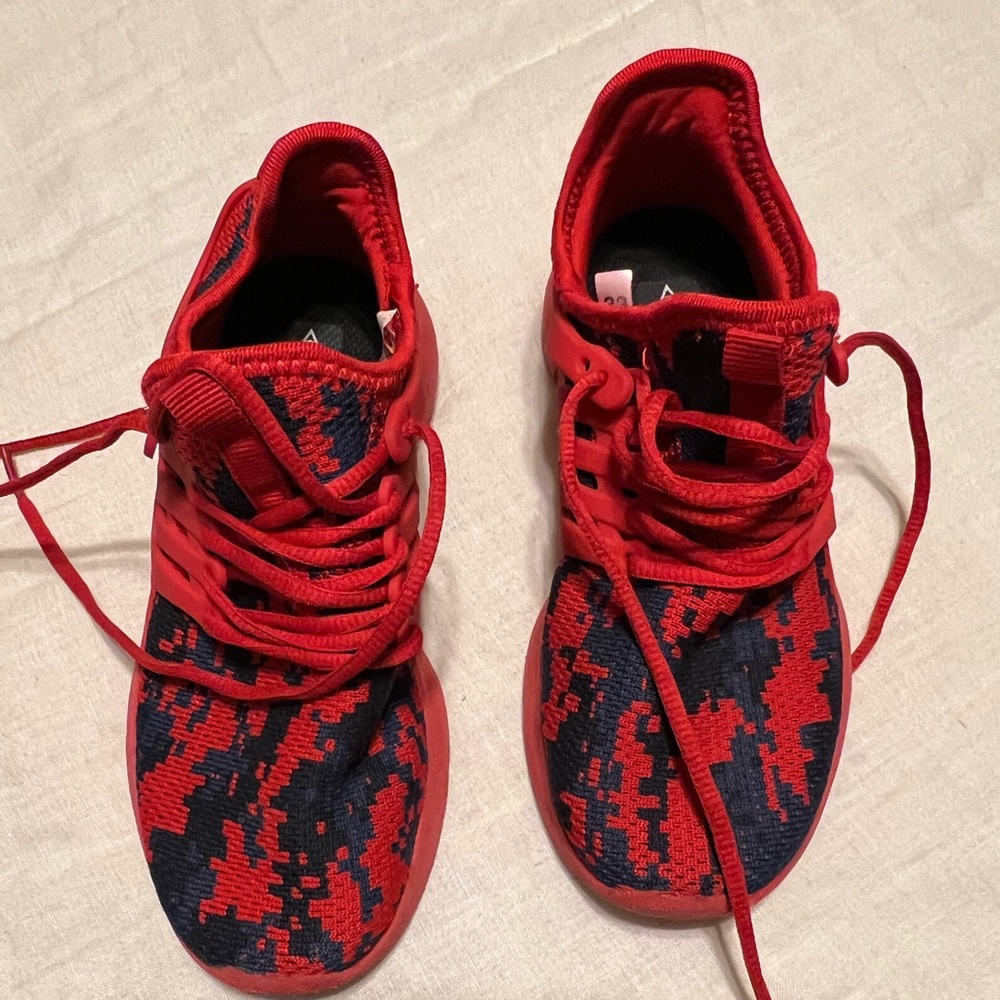 Boys Lace Up Tennis Shoes
